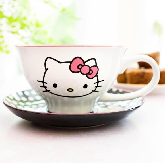 Hello Kitty Ceramic Teacup and Saucer Set - Picture 5 of 5